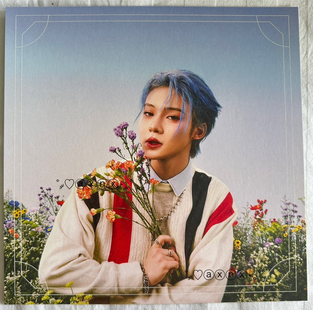 axnx_b18's tweet image. ปล่อย📢
LYKN DUSK &amp;amp; DAWN THE FIRST ALBUM
สแตนดี้ 90฿ โปส สติ๊กเกอร์ใบละ 40฿
เดินทาง 35฿ ขอดูเพิ่มเติมได้ค่ะ เดมได้เลยน้าา❤️‍🔥❤️‍🔥

#LYKNThe1stAlbum #ตลาดนัดgmmtv #ตลาดนัดgmm #LYKN #nnutdan #williamjkp #hongshihoshi #TuiChayatorn #WilliamEst #Lego_Rapeepong #ตลาดนัดlykn #ตลาดนัดไลแคน