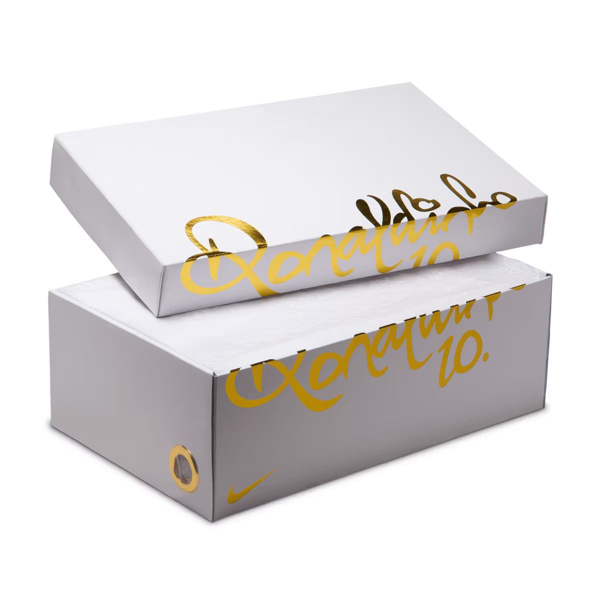 Ronaldinho x Nike Tiempo Legend SE “Touch of Gold”が国内12月10日