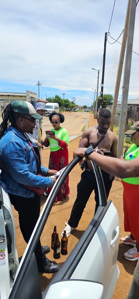 ActionSA_EkuReg's tweet image. ActionSA is on the ground in Ward 109 today, engaging residents and driving real change where it matters most. 🌱💚

#ActionSA #Ward109 #CommunityFirst #ByElection2025