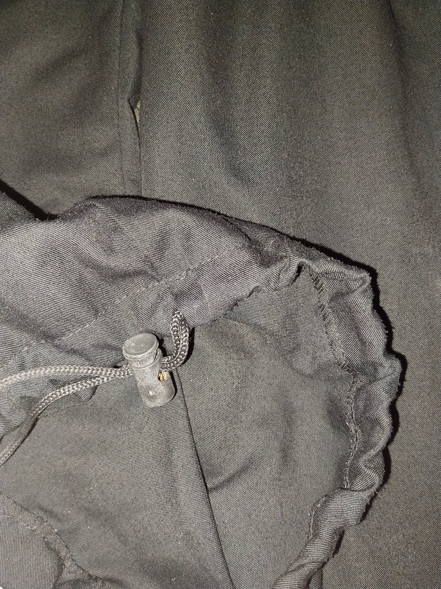 Wts CELANA CARGO COCOK BUAT HIKING/MENDAKI

Price : 40k (beli harga 80k)

Cocok buat mendaki dan ootd kalcer, bukan bahan parasut tapi ya, detail bahan sesuai pict. Co oren only🍊

Please @ after dm!

Dom. Tegal Jateng