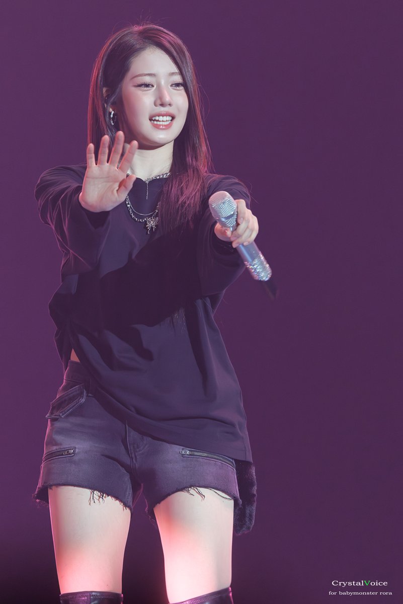 251123 LOVE MONSTERS NAGOYA D-2
#BABYMONSTER #RORA #베이비몬스터 #로라 #ベビモン #ローラ