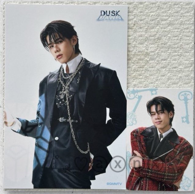 axnx_b18's tweet image. โปส+การ์ด :  ตุ้ย 70
โปส+การ์ด+โพลารอยด์ : เลโก้ 100
[ขายเซตนะคะ]

ส่ง 35฿ เดมได้เลยน้าาา❤️‍🔥❤️‍🔥

#ตลาดนัดgmmtv #ตลาดนัดgmm #LYKN #nnutdan #williamjkp #hongshihoshi #TuiChayatorn #WilliamEst #Lego_Rapeepong #ตลาดนัดlykn #ตลาดนัดไลแคน #LYKNDuskAndDawnConcert