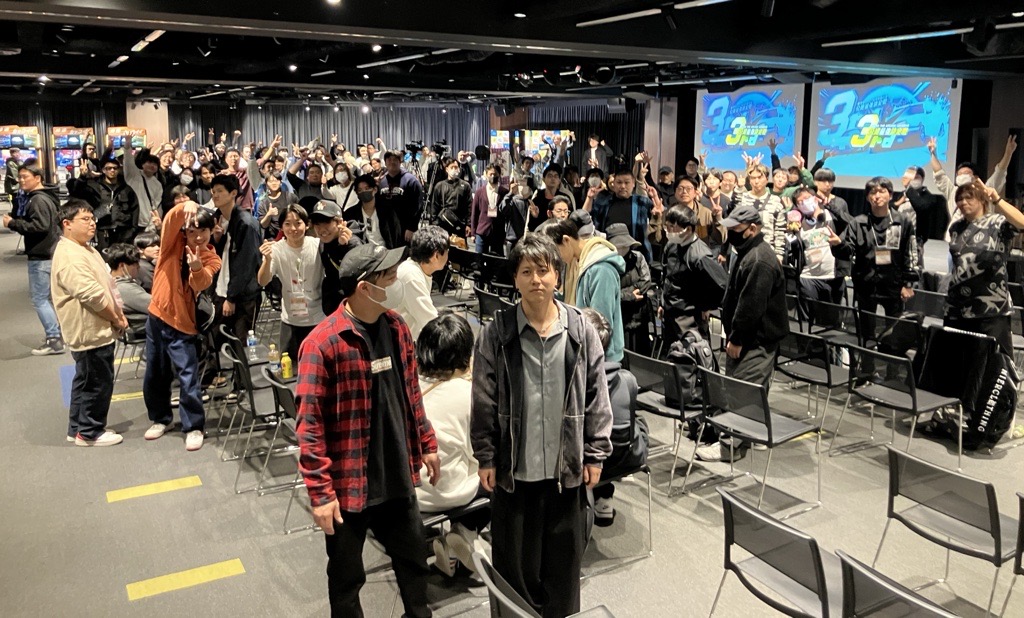 【『南関東大会』 終了！】
本日は南関東大会へご来場いただき
大変ありがとうございました！
来場が叶わなかったプレイヤーの皆さんもぜひアーカイブでご視聴ください

▼アーカイブ
youtube.com/live/ykfmjDlsa…

明日11/24(月祝)は走り屋TEAMグランプリ2
会場: セガ大崎本社

#頭文字DAC