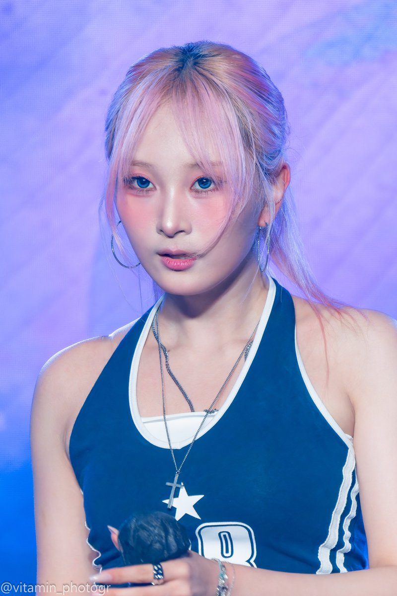 vitamin_photogr's tweet image. 251122 ICHILLIN’ JAPAN SPECIAL LIVE EVENT
WILD CHERRY
FC LIVE TOKYO
HQ

#ICHILLIN #アイチリン #아이칠린
#CHOWON #초원 #チョウォン