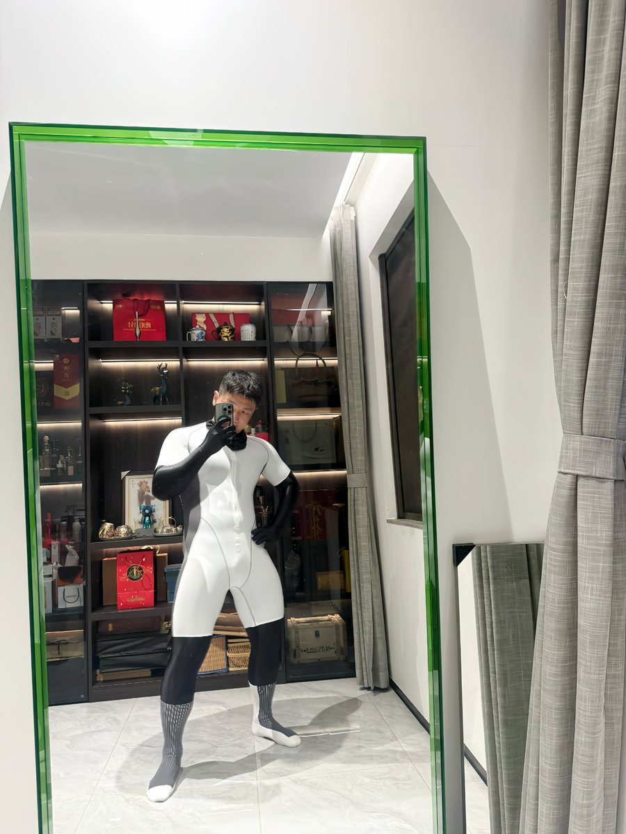 Stefan20200 tweet media