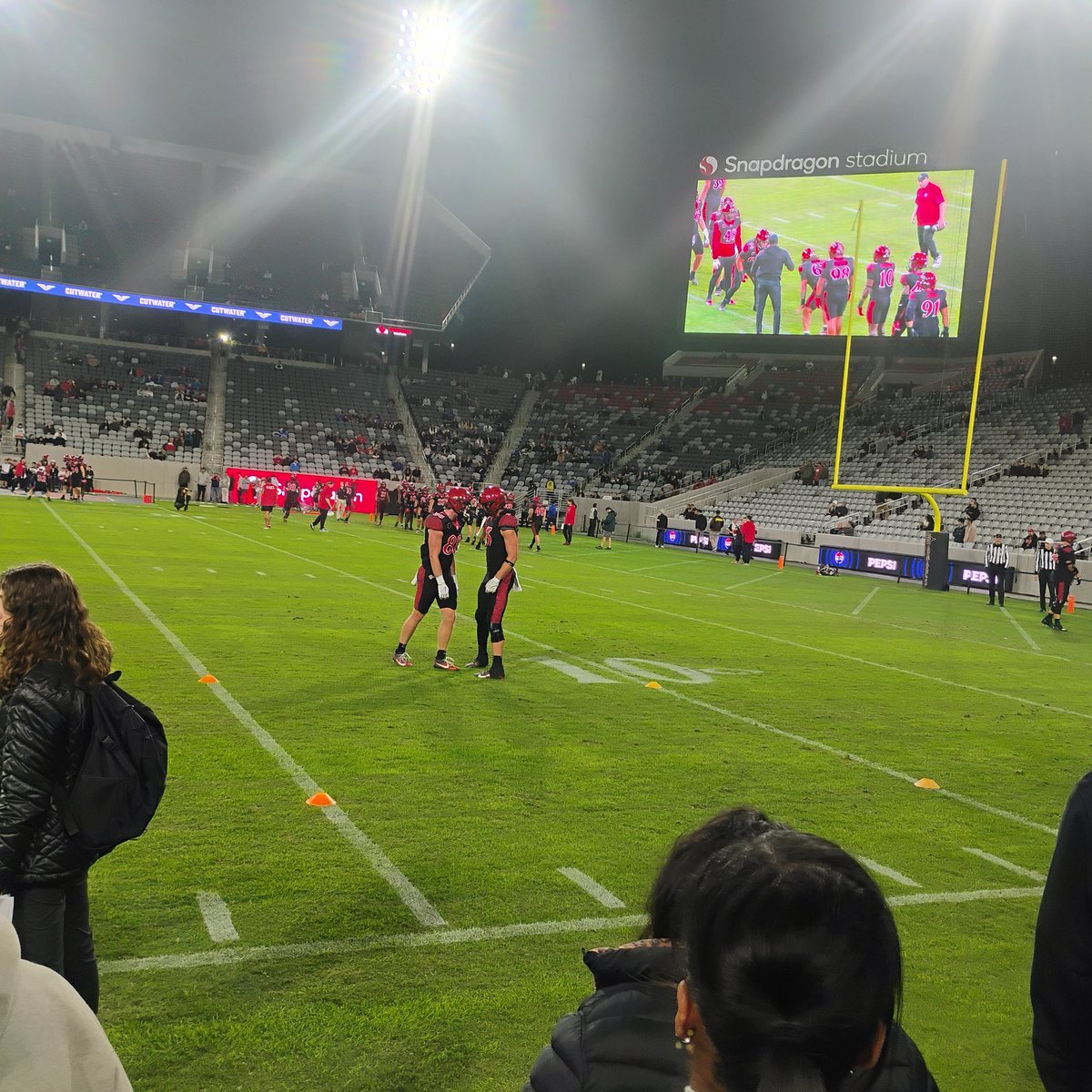 sione_finaut's tweet image. Had an awesome Game Day visit to @AztecFB. Thank you @SeanDillonSDSU for an amazing experience. @TheHC_CoachLew @CoachM_Schmidt @Tana_Vea @TevitaLose  #GoAztecs