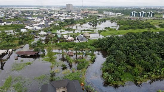 TonamiPlayman's tweet image. The Bayelsa state capital looks like this every rainy season, but tackling flooding is not a priority, let's build a 30,000 seat stadium instead. That's of much higher priority. A 🤡 state with 🤡 leaders.