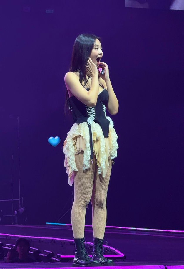 iseeyoughh's tweet image. #JENNIE 

#DEADLINE_IN_BULACANDay2
#DEADLINE_IN_BULACAN