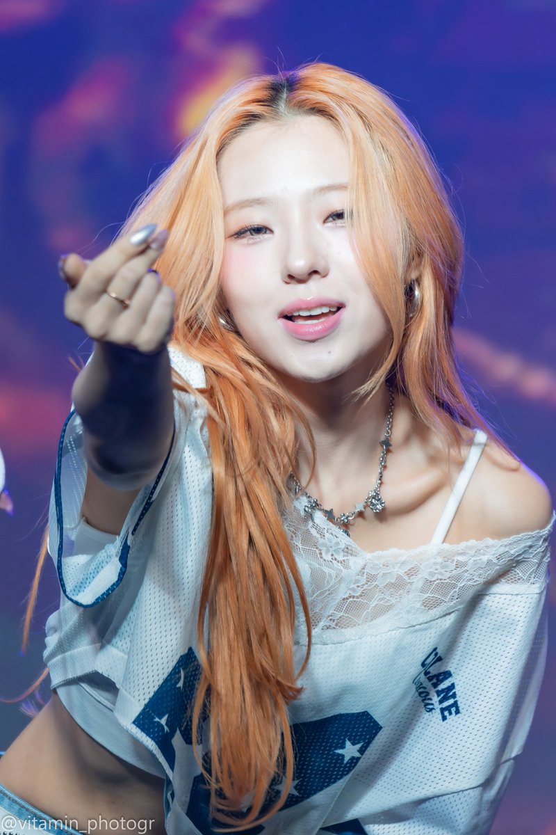 vitamin_photogr's tweet image. 251122 ICHILLIN’ JAPAN SPECIAL LIVE EVENT
WILD CHERRY
FC LIVE TOKYO
HQ

#ICHILLIN #アイチリン #아이칠린
#CHAERIN #채린 #チェリン