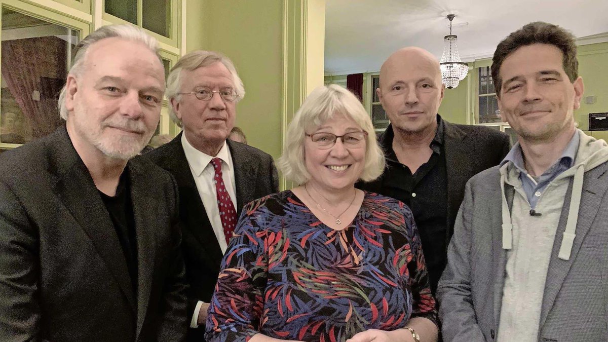 OostraDj's tweet image. Van Charante? Die fascistenfluisteraar? Serieus?  
Het afvoerputje van rechts Nederland,