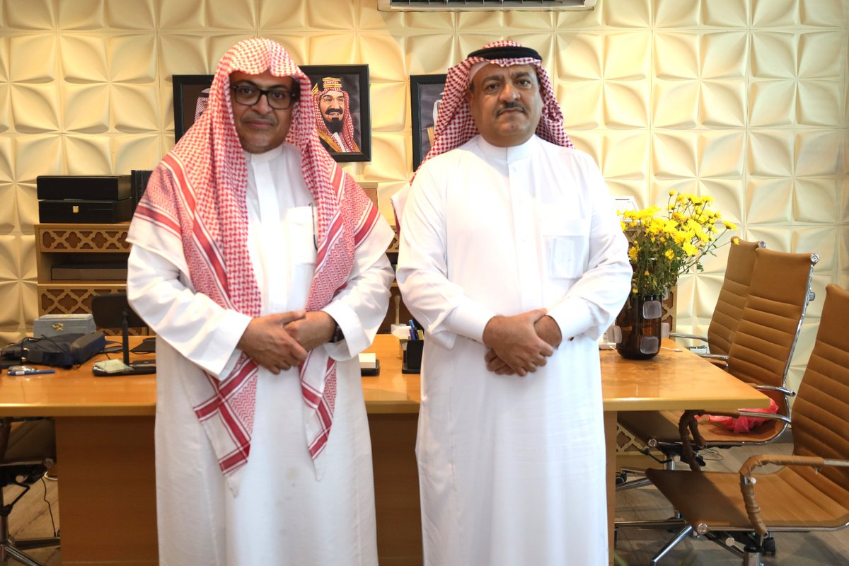 مكتب الدكتور احمد بن عبدالعزيز بن باز بمدينة الرياض يستقبل الفريق الاعلامي لمجلة الصناعة والتجارة 
رابط الخبر:  alamst.com/?p=10854 

#الصناعات_الوطنية