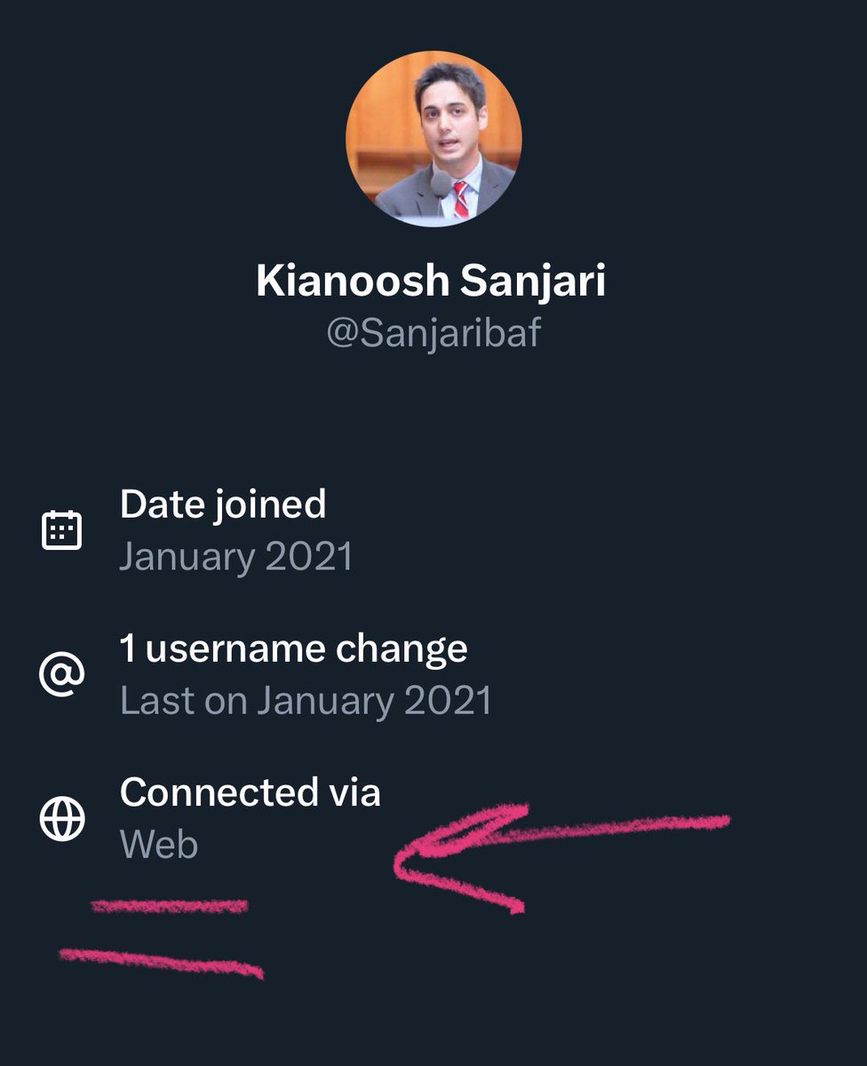 pink4iran's tweet image. کیانوش از بالای چهارسو با وب کانکت شده بوده؟!!!!!