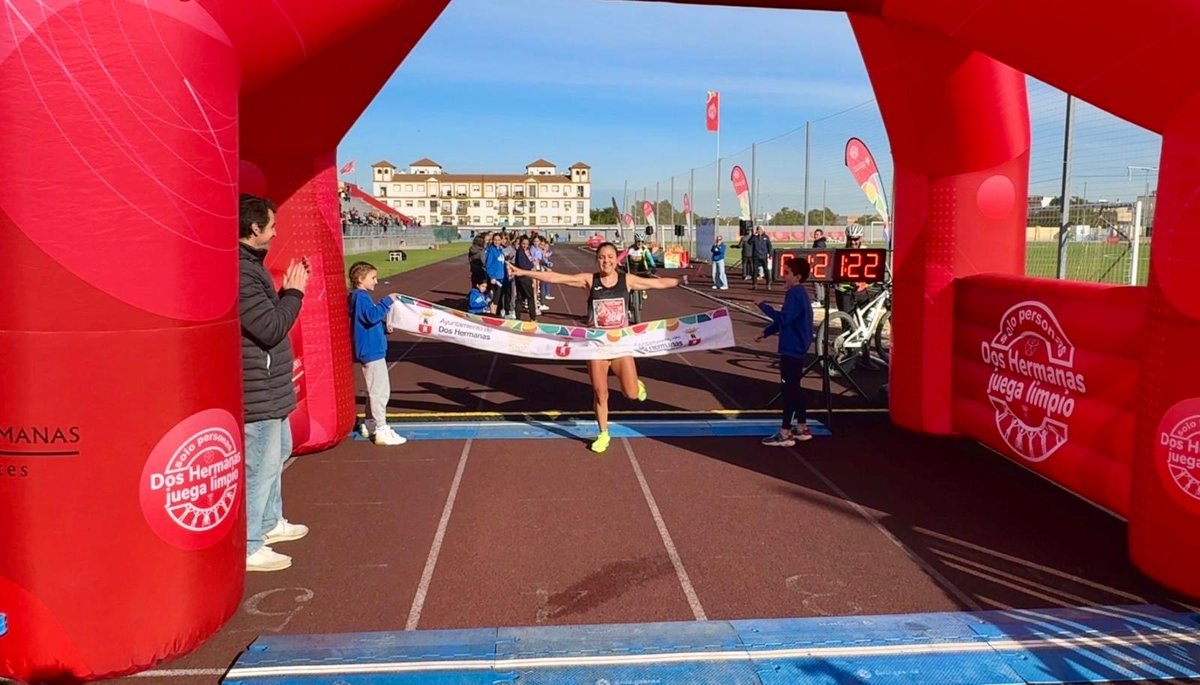 pacorodriguezdh's tweet image. Celebramos nuestra Media Maratón Tierra y Olivo del @aytodoshermanas en colaboración con @AtletismoOrippo , una cita referencia para el deporte de la provincia. Enhorabuena a Redouan Nouini y Mónica Gutiérrez Pagador que han volado arropados por nuestras vecinas y vecinos.