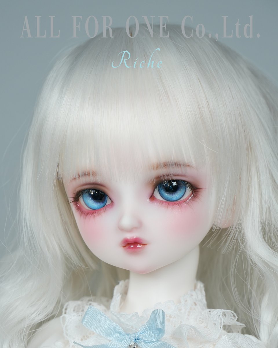 ALLFORONE_2015's tweet image. みなさまこんにちは😄
11月29日（土）21時より✨
弊社『BOOTH』ショップにて太朗様にメイクしていただきましたリチェのワンオフが登場予定となります🎊
#ALL_FOR_ONE_Doll
#khemdoll
弊社のBOOTHショップは弊社Xのプロフィール欄よりご覧いただけます🙏
何卒宜しくお願い申し上げます🙇‍♂️
株式会社ALL…