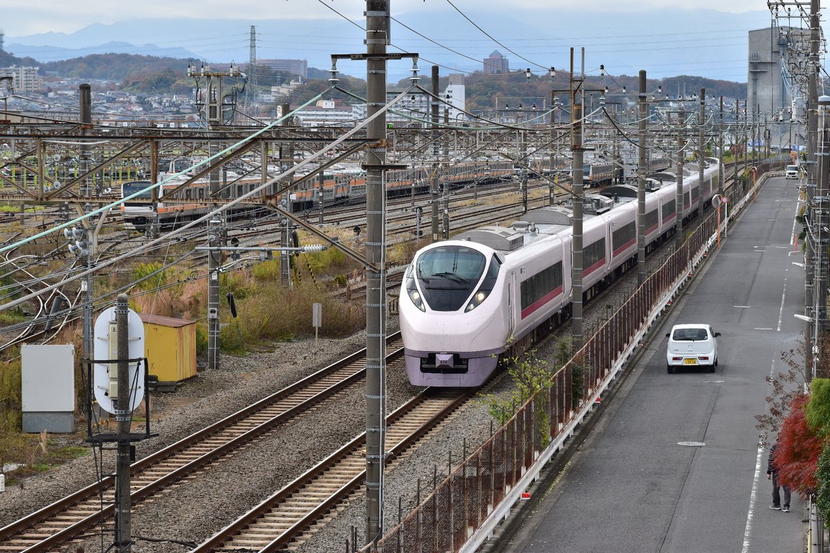 sunshineE233's tweet image. 中央線初入線
地元でE657は新鮮過ぎる