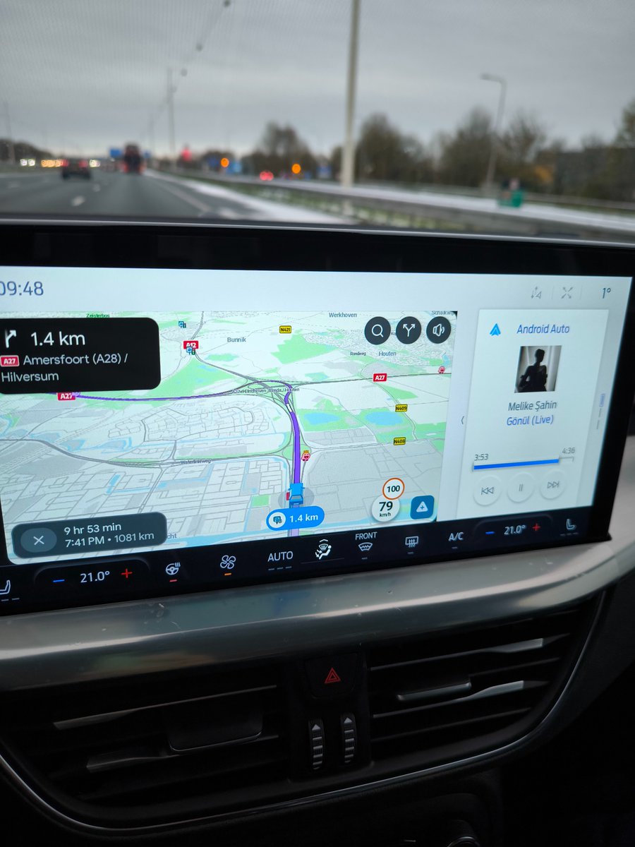 tirexxerit's tweet image. Çekya yoluna düşüldü. Yola düşünce üşüyor biraz insan gönül de çalınca içten içten