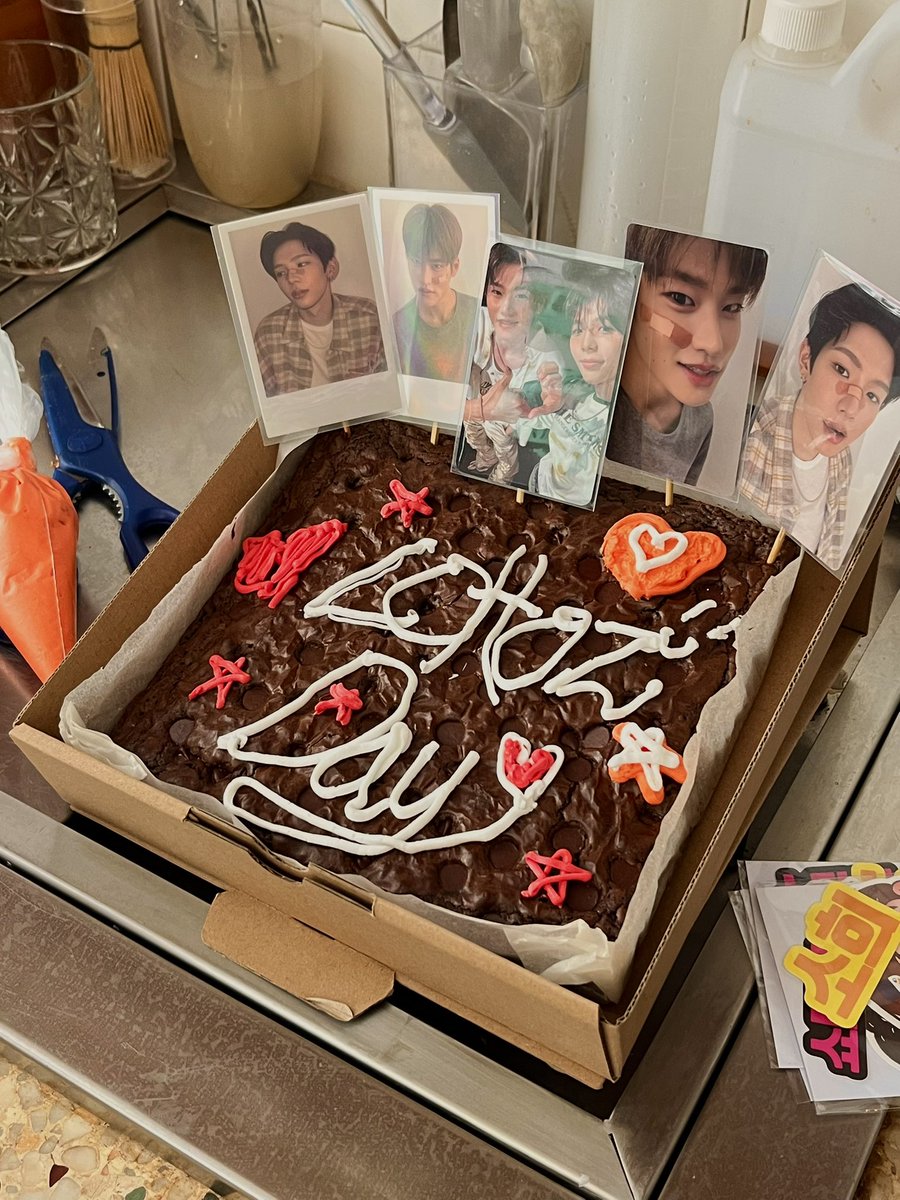 tarowonton's tweet image. a very lottoz day with @2ndspring 🍂