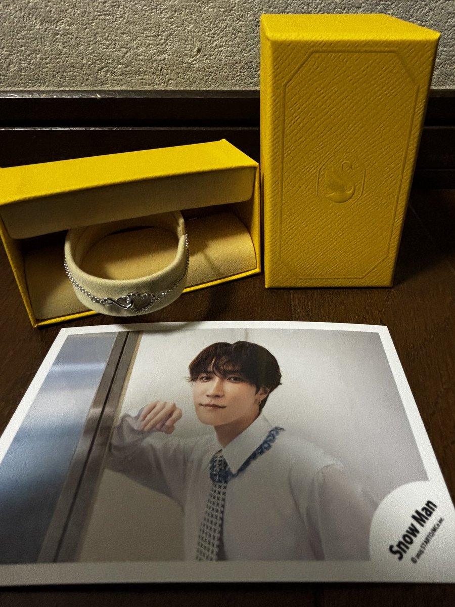 スワロフスキー