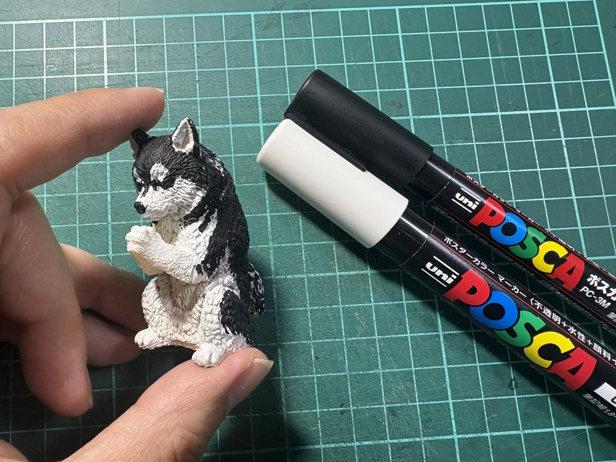 versionA20XX's tweet image. 秋田犬をウチの子に変身させてる

#シベリアンハスキー
#POSCA