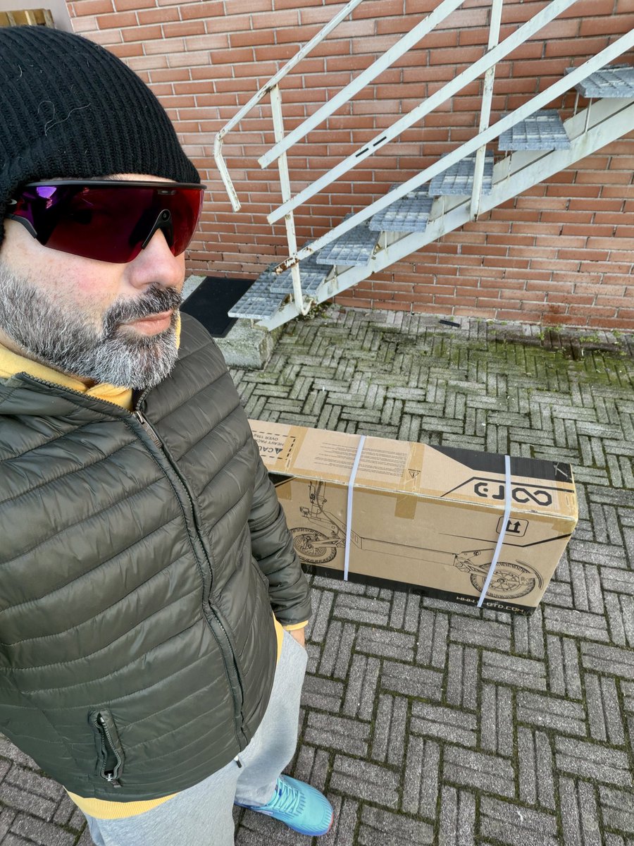 MikyAncona's tweet image. Anche con il freddo non ci si ferma mai… l’e-Mobility corre a manetta! 🚀
Test su strada, autonomia, potenza e tanta voglia di spingere sempre oltre.
Nuovi prodotti in arrivo, nuove prove, nuova energia. Let’s go! ⚡️
#mikyancona #mikyanconatech
#mikyancona