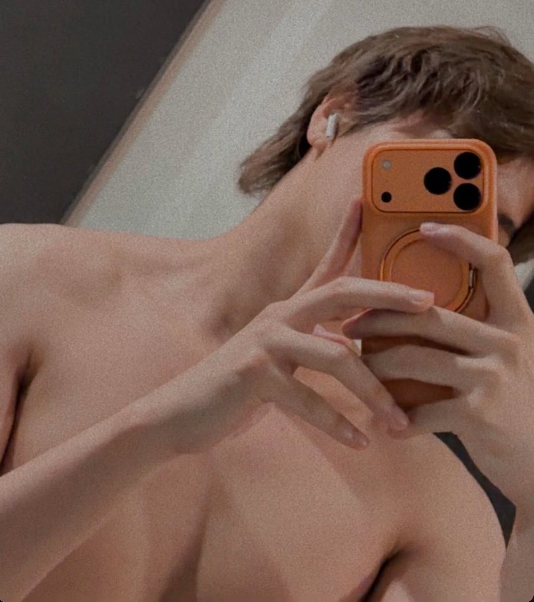 smartnpurin's tweet image. Pompom fighting for my sanity atp 🫠

#smartchisanupong #smartcsnp #CSNP