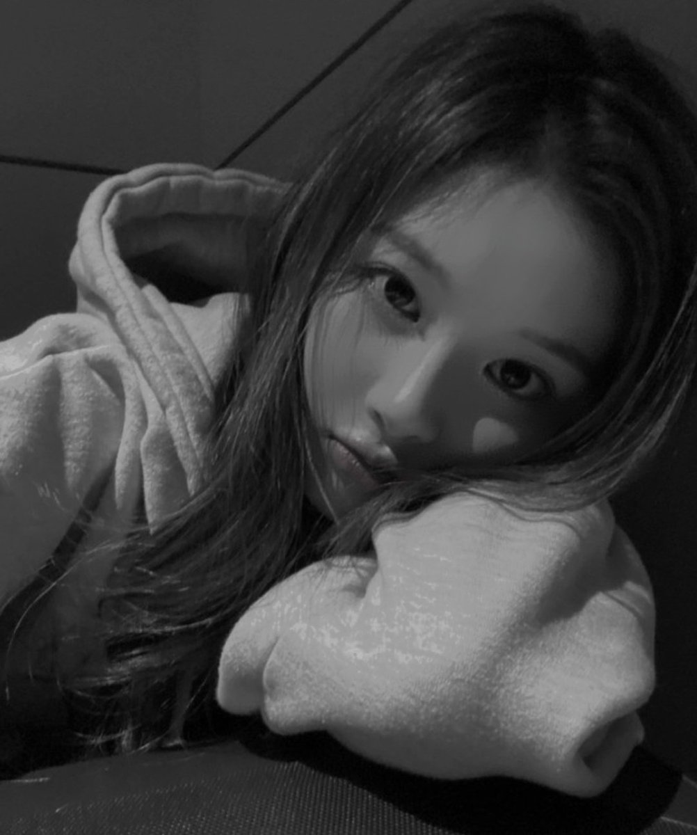 flowcuu's tweet photo. What a boring night, i need someone to play with my body right now
#SeductiveSundayᅠᅠᅠᅠᅠ https://t.co/dW8xPUbSDG