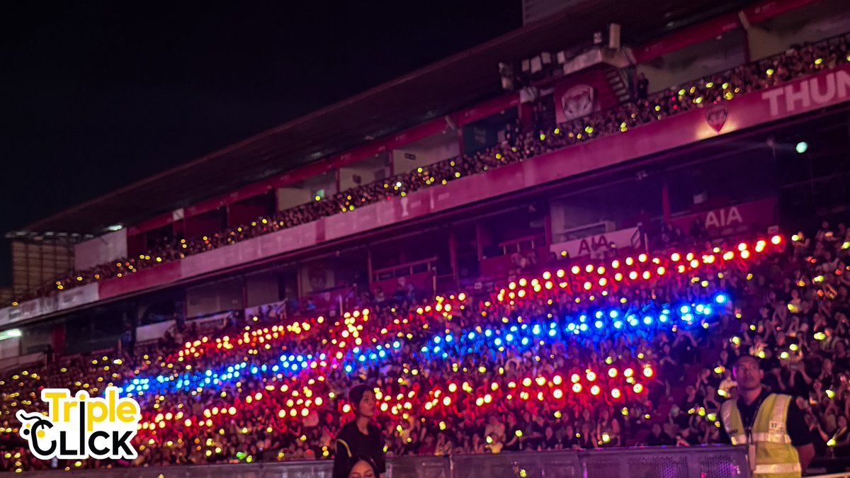 โปรเจควันนี้ ที่เหล่าอากาเซ่เซอร์ไพร์สให้หนุ่ม #แบมแบม ในคอนเสิร์ต #BamBamHOMETOWNConcertDay2
#BamBam