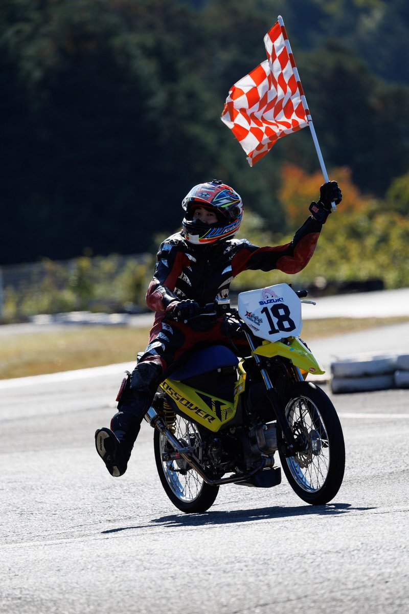 yowaneracing's tweet photo. カブ耐&amp;サテライト最終戦のお写真！
撮影は言わずもがな山田さんです(@ta1r74)
いつもありがとうございます！
来シーズンもよろしくお願いします🙏

10%は引き滑り込みセーフ_( ˙꒳˙  )_ https://t.co/oF5uS6KJYQ
