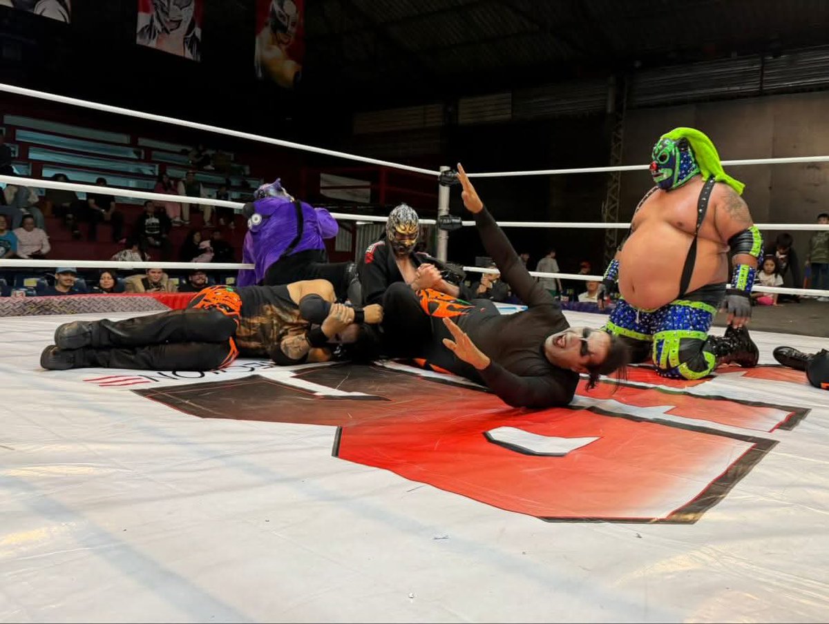 LaTijeraLucha's tweet photo. Choque de facciones❗️
La lucha estelar de #WRProWrestlingResurrection pone frente a frente a #PigDestroyer, #PigDestructor y #PigPool contra #DarkCuervo, DarkScoria y DarkEspiritu, en “batallón” que dieron los seis guerreros independientes... https://t.co/Vp5BJf8mGg
