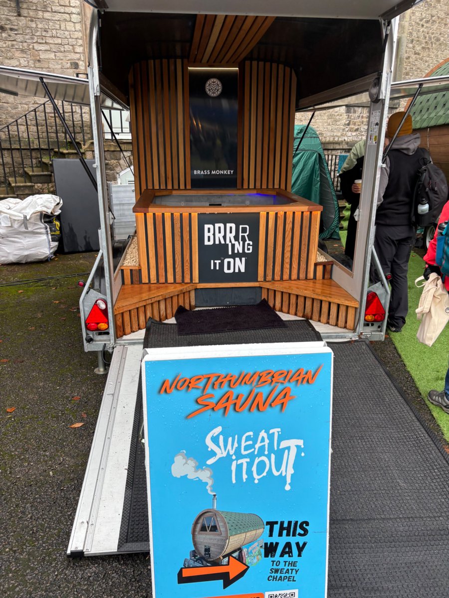 DrChrisMackintosh tweet media