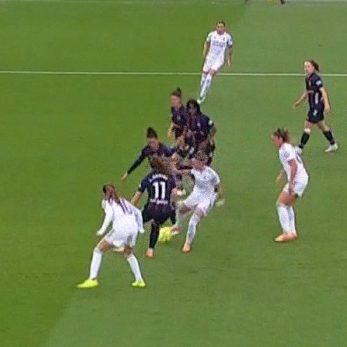 Solo han tardado 1 minuto y 22 segundos en conceder gol en fuera de juego al Real Madrid femenino ante el Eibar. Yolanda Parga es la esposa del delegado del Real Madrid y jefa arbitral del fútbol femenino. Todo podrido.