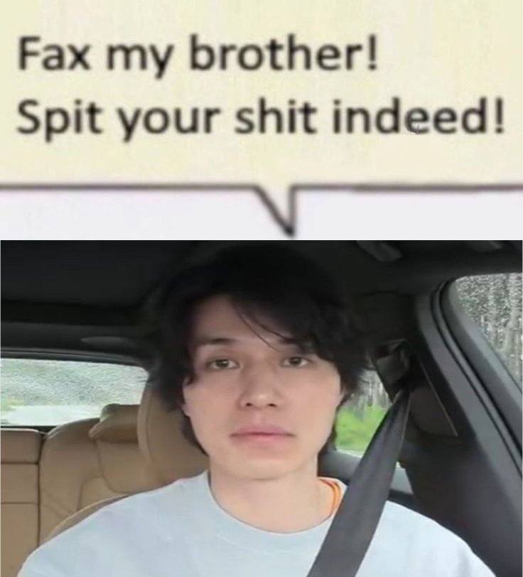 deadastaires's tweet image. WHY IS HE LOOKING AT ME LIKE THAT BRUH!!!