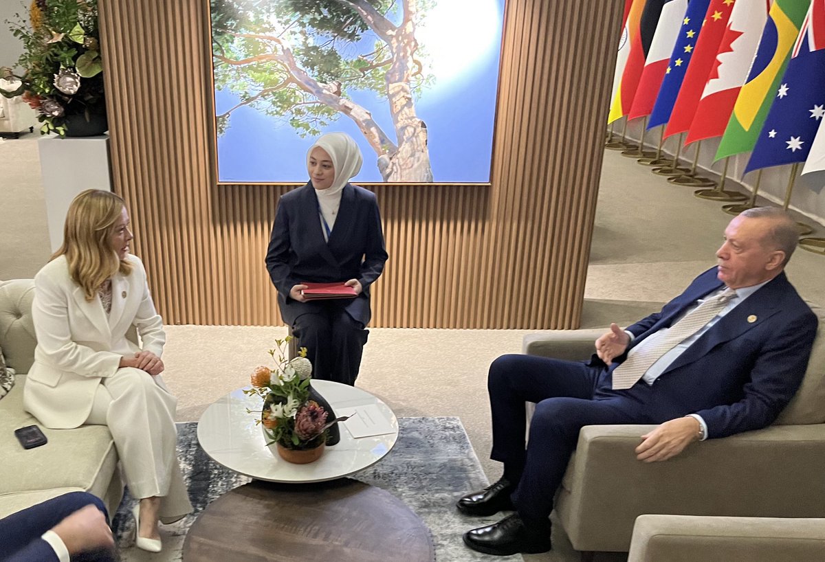 TurkishCentury's tweet photo. 🇮🇹🇹🇷 #Erdogan & #Meloni meeting at #G20 confirms the deepening Turkish-Italian alliance is currently centered around 4 tenets:
✅ Strong #defense industry cooperation, as symbolized by the close relationship between #Baykar & #Leonardo and creation of JVs like #LBASystems.
✅ Maintaining ceasefire and delivering humanitarian aid into #Gaza, both Ankara & Rome believe that formula for lasting peace lies in a two-state solution.
✅ Reviving the Istanbul negotiations could open the door to peace between Ukraine and Russia.
✅ Turco-Italian collaboration vis-a-vis the reunification and rebuilding of brotherly #Libya.