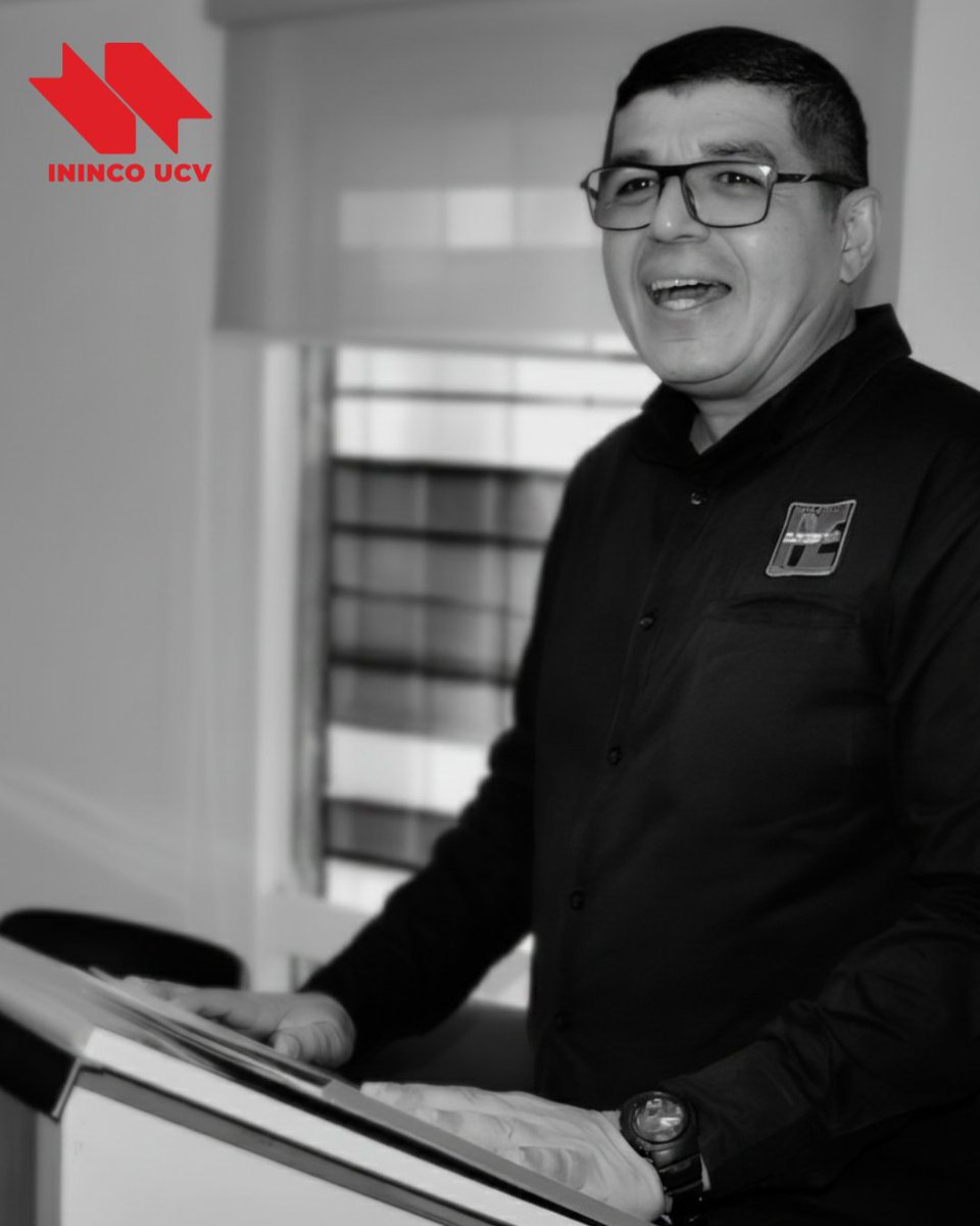 <a href="/JPAntonuccio/">Juan Pedro Antonuccio</a> <a href="/pmbarriosmo/">Pedro Barrios Mota 🇻🇪</a> <a href="/artes_ucv/">Escuela de Artes UCV</a> <a href="/AcademicaEcs/">Subdirección/Coordinación Académica ECS UCV</a> <a href="/torrealbamesa/">Luisa Torrealba Mesa</a> la Jefe de Publicaciones del CDCH, Soc. Yely Rebolledo y la directora del ININCO, Prof. María Gabriela Colmenares, además del jurado calificador.
Felicitamos a los galardonados por su esfuerzo y compromiso académico.
Fotos: Y. Suárez, M. Corro