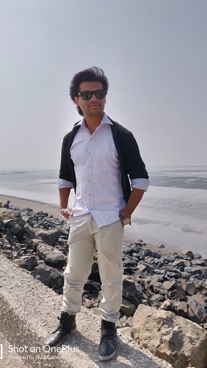 patelchiragsrk's tweet image. #white #Shirt