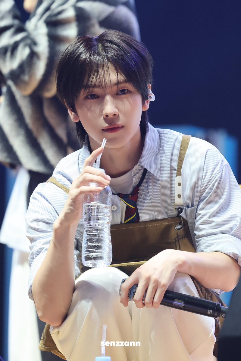 senzzann's tweet photo. 251123 N.A.V.Y

#仙 #센 #SEN https://t.co/cOaqXfFRlT
