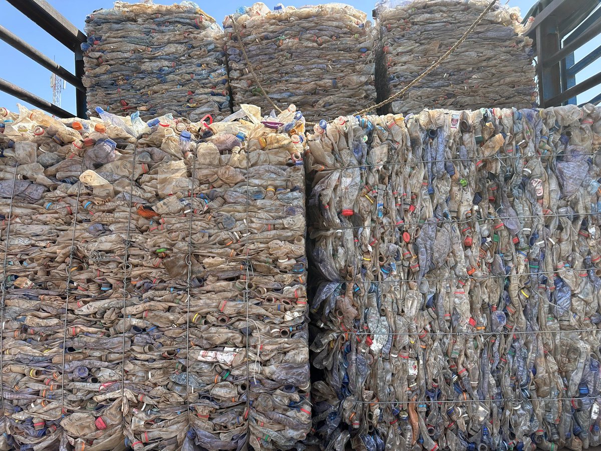 e_Trash2Cash's tweet photo. Our waste to wealth innovation reduces pollution, generates income, and supports local economies - all while tackling climate challenges.

#F4CCA
#ACTFoundation  
@ACTFoundation_ https://t.co/2d0teuPiIa