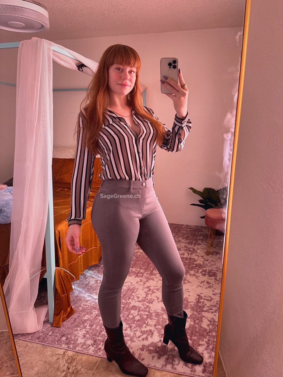 Plans for today:
Dropping a clothing return off at the post office 📦
Taking myself on a date to the zoo and thrifting 🐘🛍️
Buying ingredients to bake my friend a cheesecake for their bday 🎂
Cooking shrimp fried rice for dinner 🍤