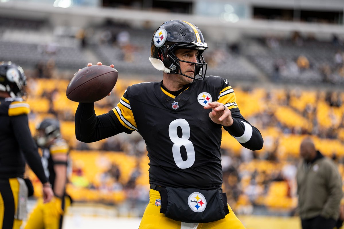 #Steelers HC Mike Tomlin announced Aaron Rodgers will be inactive for today's game.
Mason Rudolph will start.