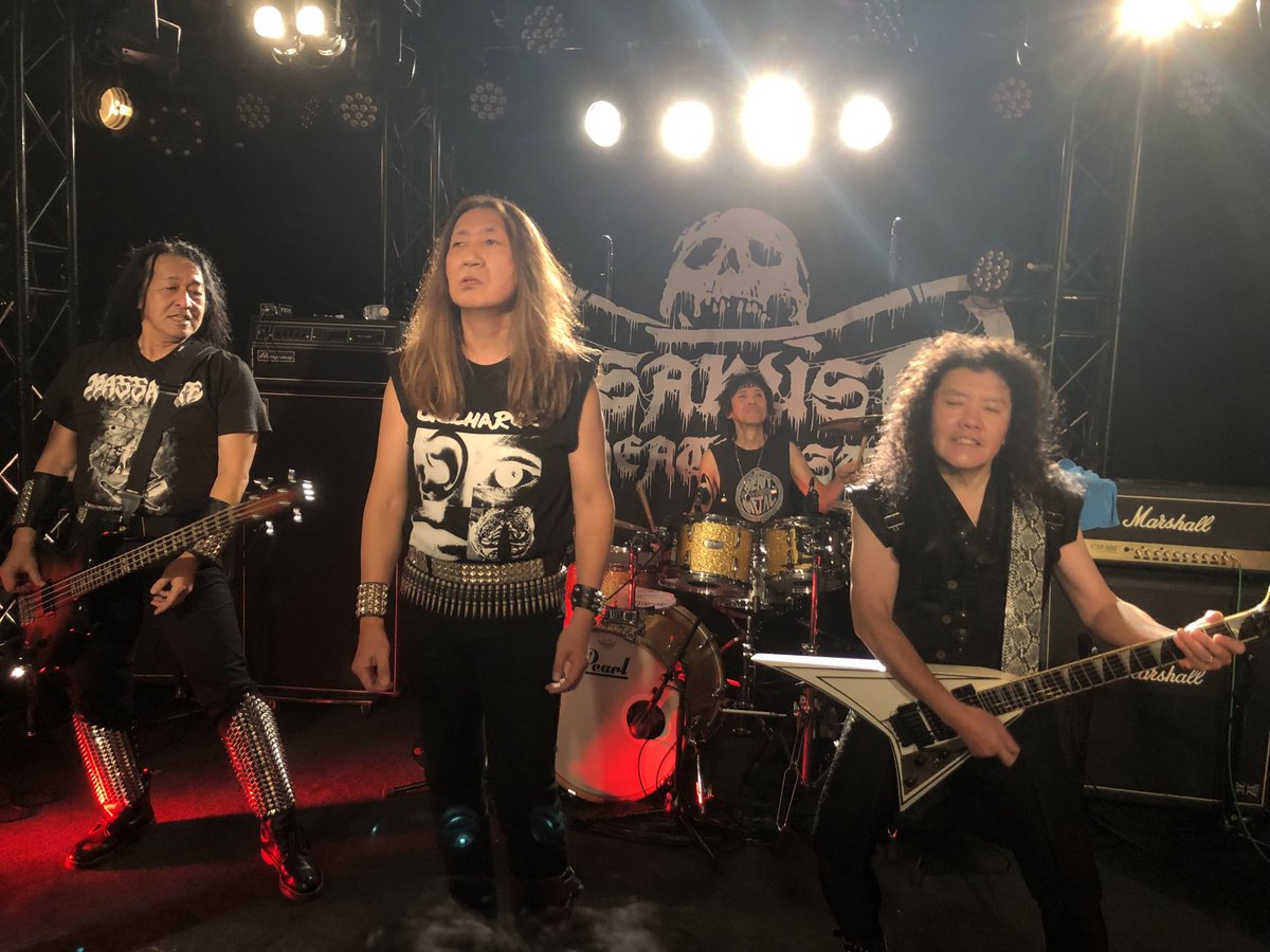 tosu10c's tweet image. 浅草デスフェストのバックドロップを背に君臨するSACRIFICE！