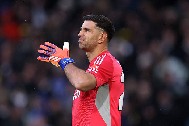 Emiliano Martinez se convierte en el 1er portero Argentino en conceder +250 goles en toda la historia de la Premier League.