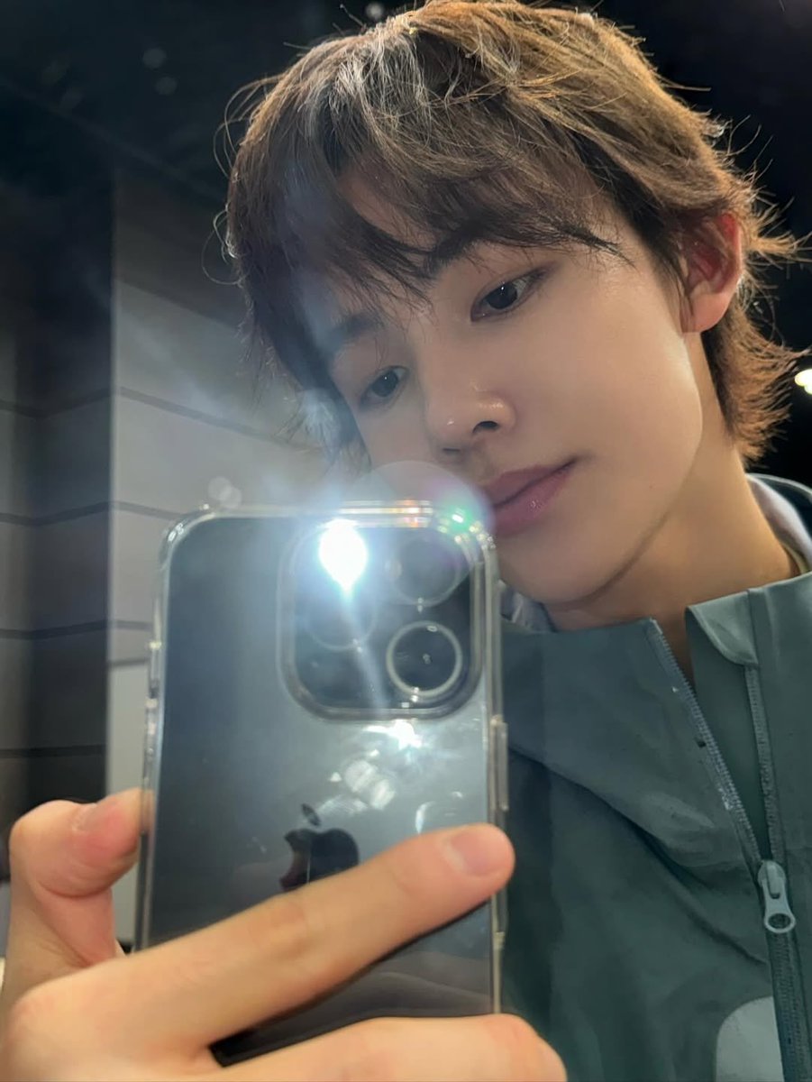 hyeonfode's tweet image. seonghyeon se você soubesse o quanto eu te amo me namoraria por pena