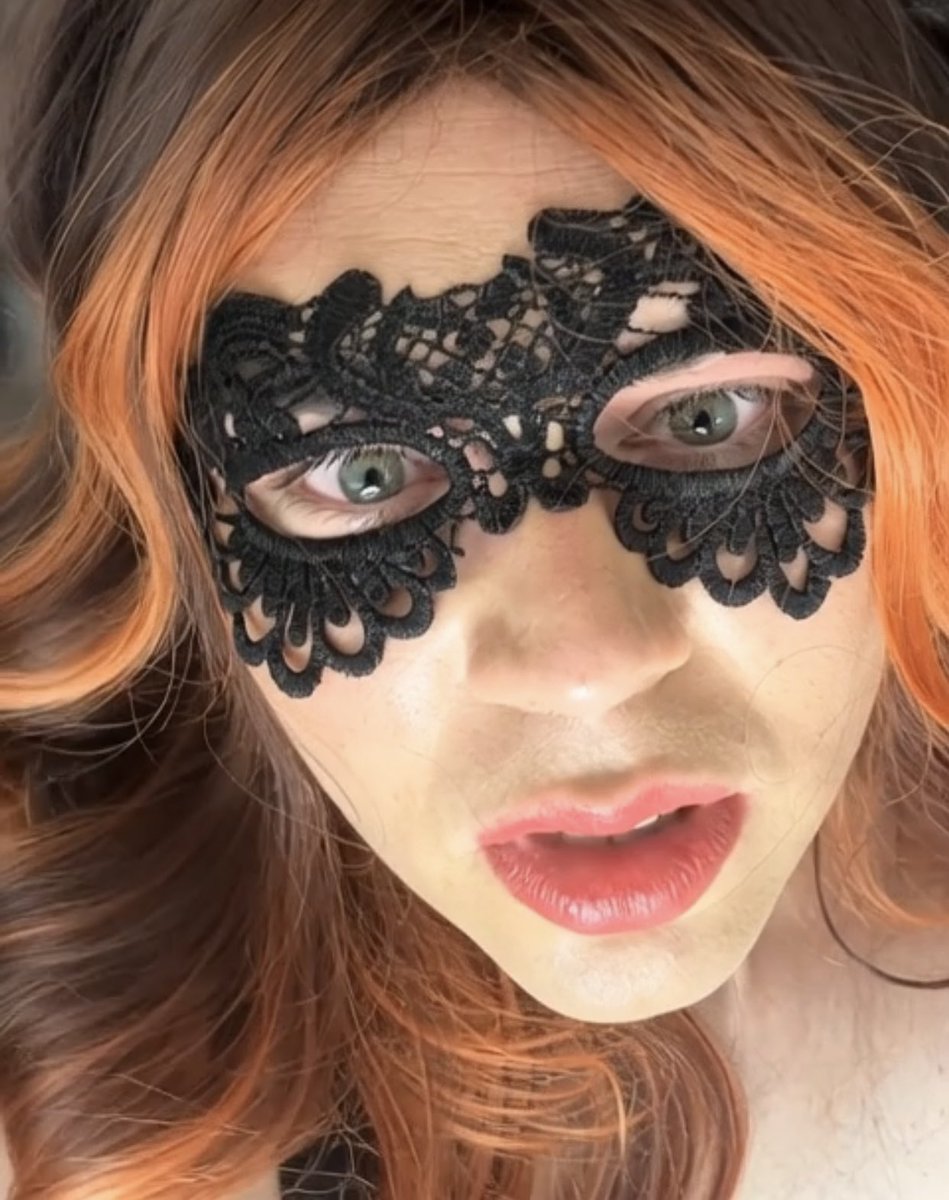 hot uk sluts tweet media