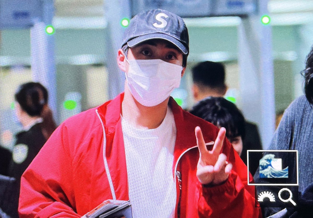 dive900326's tweet photo. 251123 SGN #시우민 #XIUMIN https://t.co/kT9oidNzJm