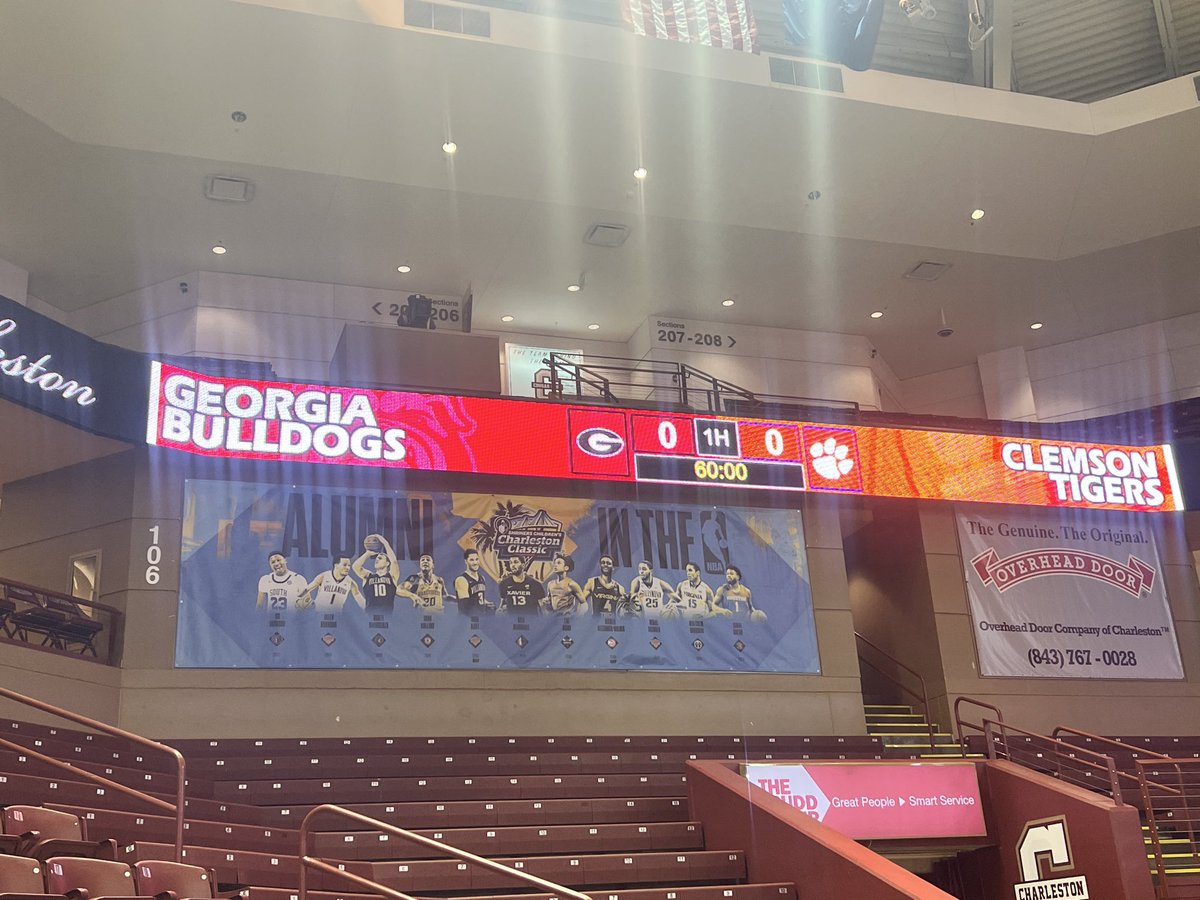 TonyCiuffo2's tweet image. Set up and ready for today&apos;s title game.