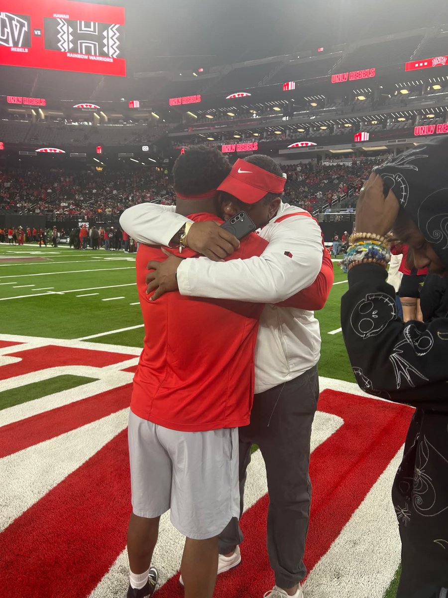 CorchMark's tweet image. This picture of me and #myguy is everything this young man has stay the course for his education and his football career!  He has always been consistent 👏! I have learn so much from him! Thank you #mychild I 🫡 you! @Marsel2x #lovepops