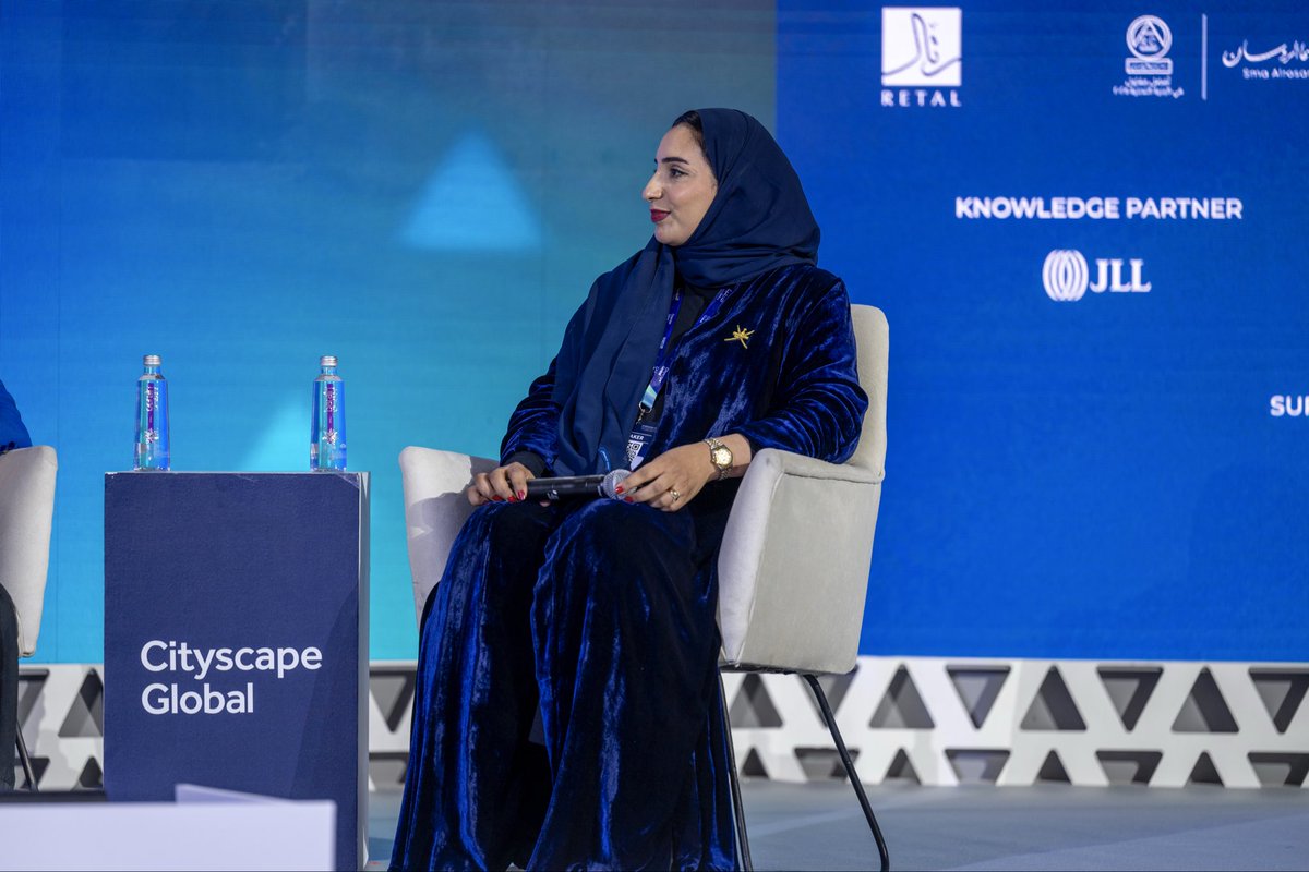 زينة الحارثية tweet media
