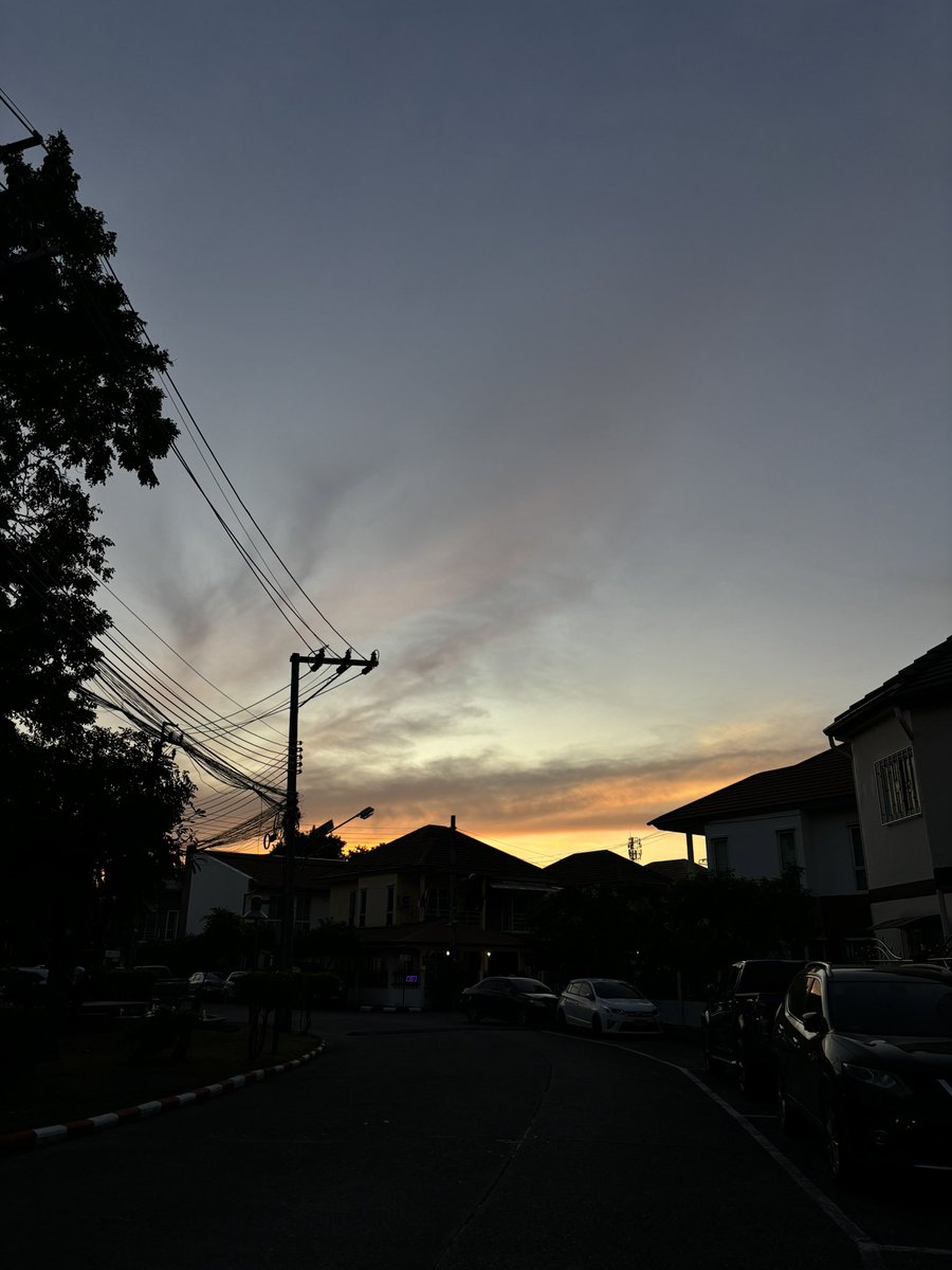 threezerojan's tweet image. yesterday