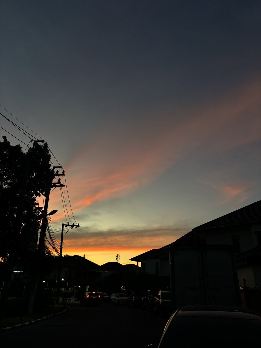 threezerojan's tweet image. yesterday