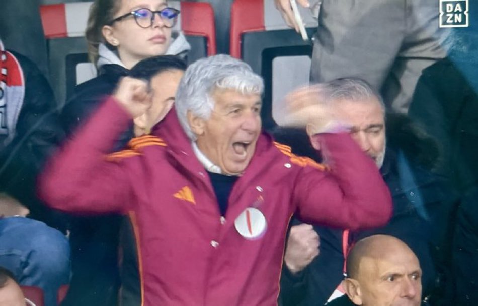 pure_romanista's tweet photo. This man changed my loser ass life https://t.co/fgXPjbDWCE